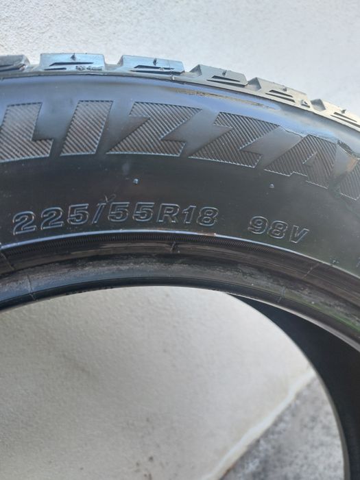 1 anvelopa iarna 225 55 R18 BRIDGESTONE