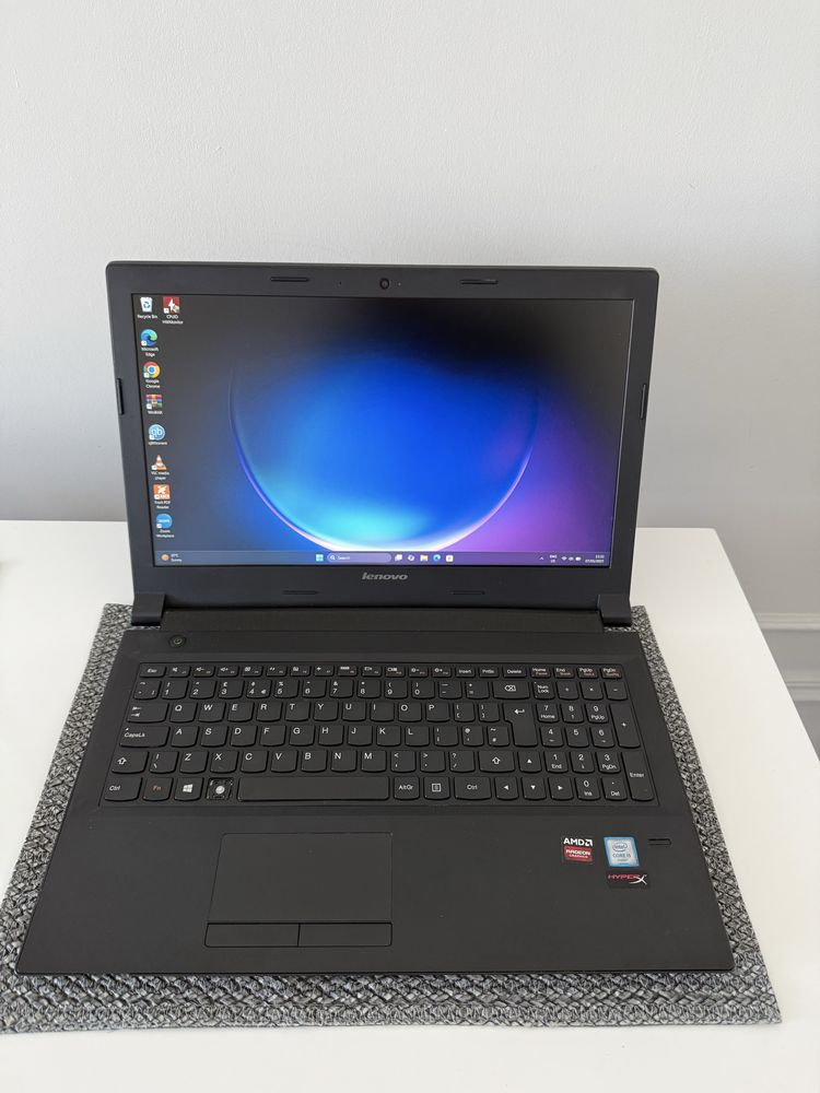 Laptop Lenovo B51-80 i5 6200u 16gb RAM 240 SSD AMD R5 M330 BaterieNoua