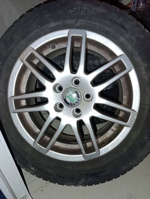 Jante Skoda  cu cauciucuri de iarnă pe 16