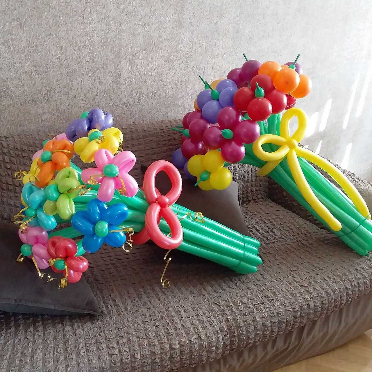 Букет цветов в подарок из шаров и шариков