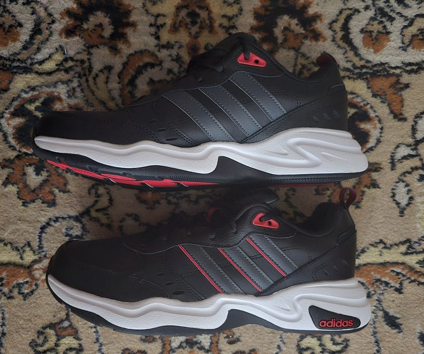 Adidas Strutter 43