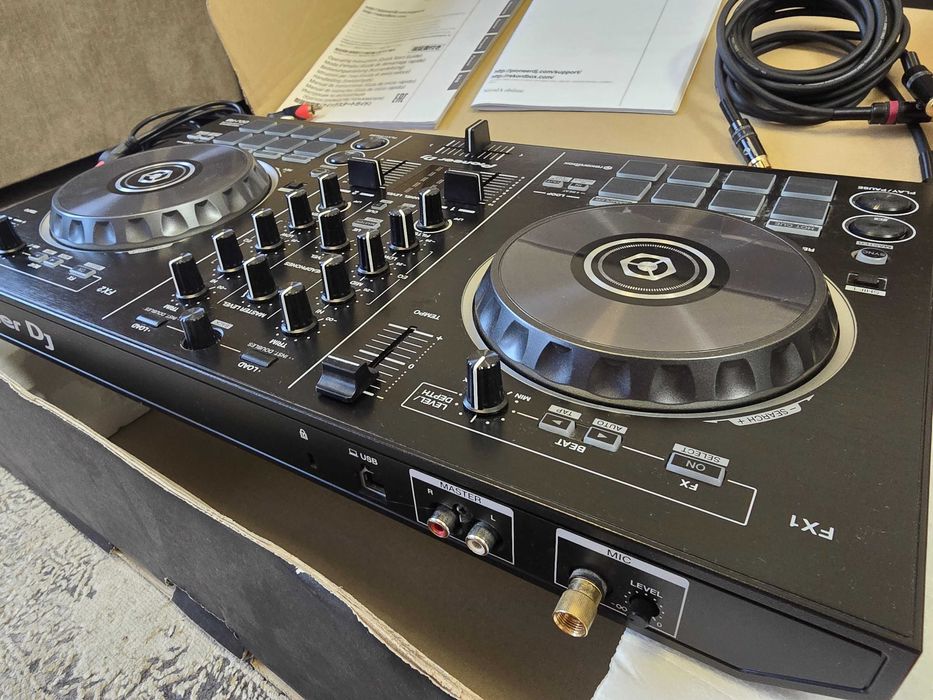 PIONEER DDJ-RB Dj контролер / конзола като НОВ