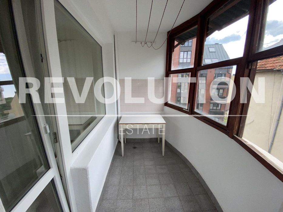 Дава се под наем Двустаен апартамент в Варна, Център - 50 кв.м за 400 € - Снимка #5