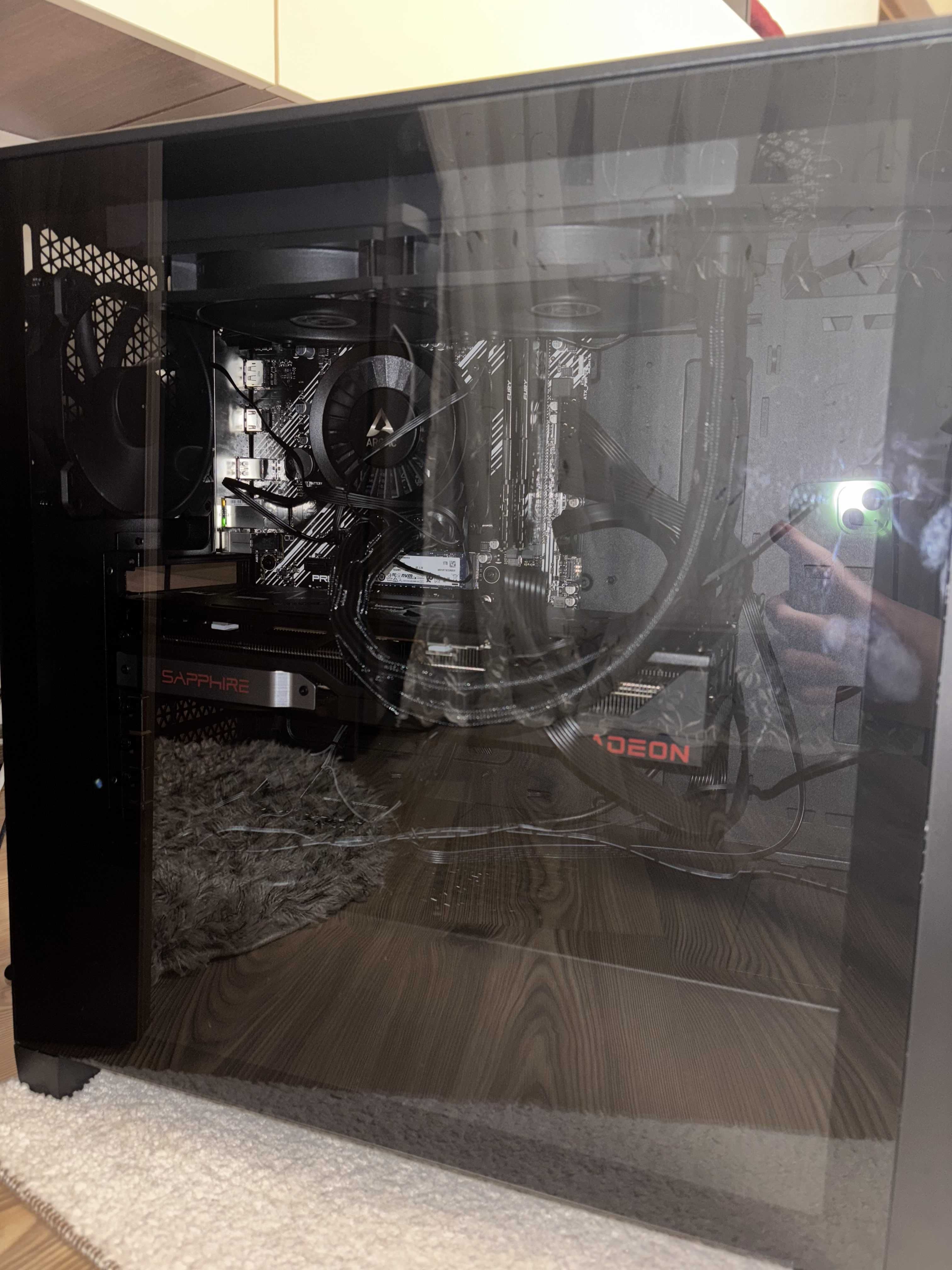 Vand PC Full AMD (Cititi Descrierea)