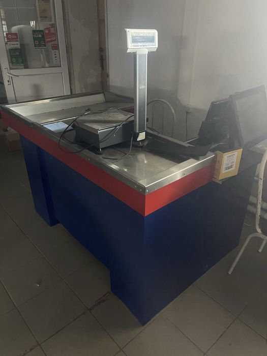 Продам б/у оборудование для Супермаркета