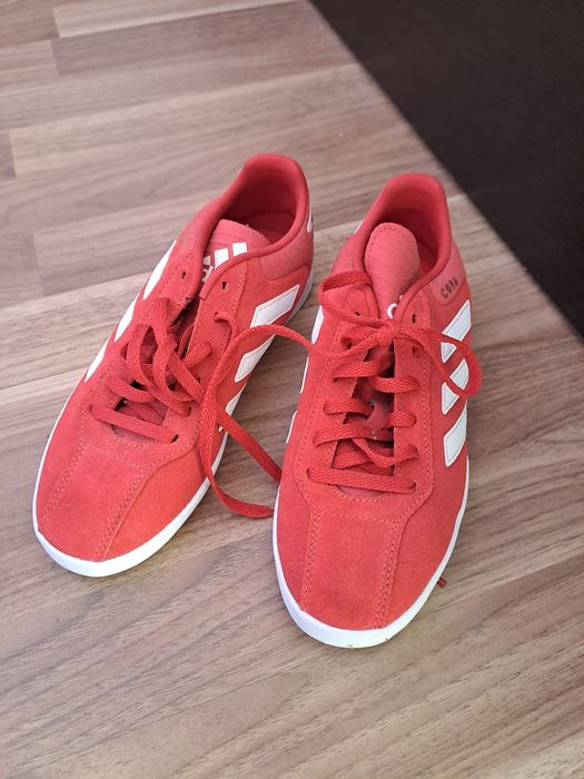 Маратонки Адисас 35.5 номер