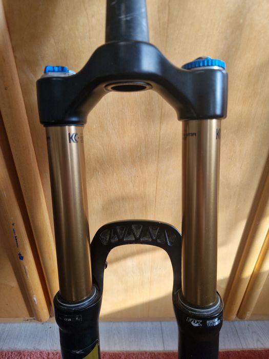 Furca freeride/enduro, Fox 36 tTalas, 180 mm