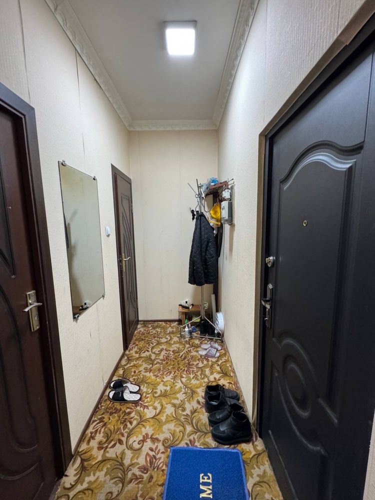 Чиланзар 6 1/1/4 панелний дом до метро 5 минут супер места