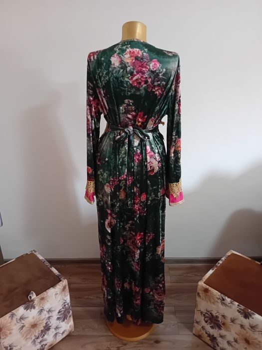 Rochie model oriental,  marimea L