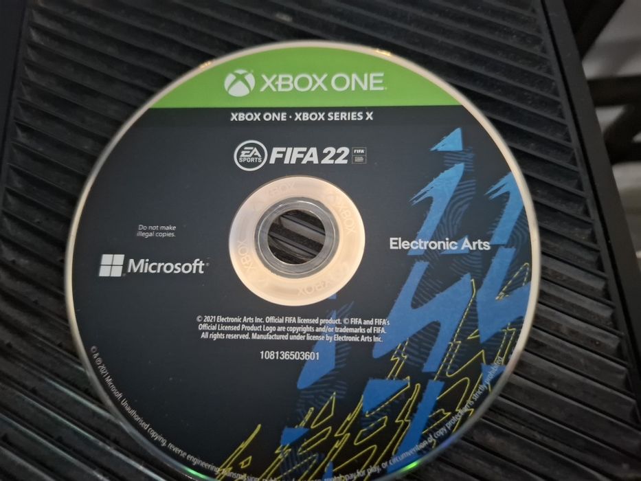 Xbox one 1TB +fifa 22