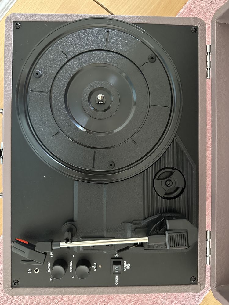 Грамофон куфар Crosley