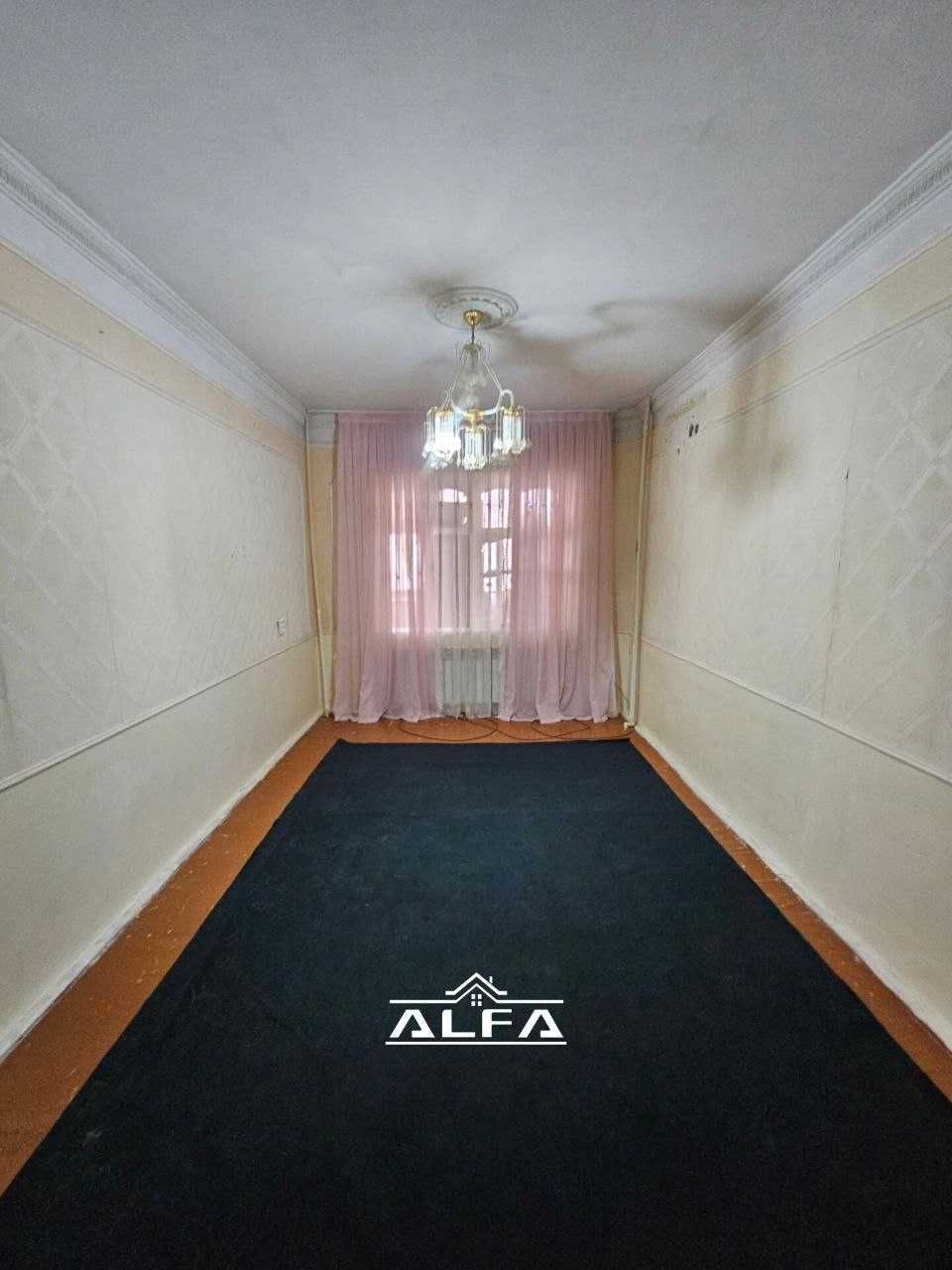 3 xonali 84m² 1-qavat. +yer maydoni va padval ham bor.