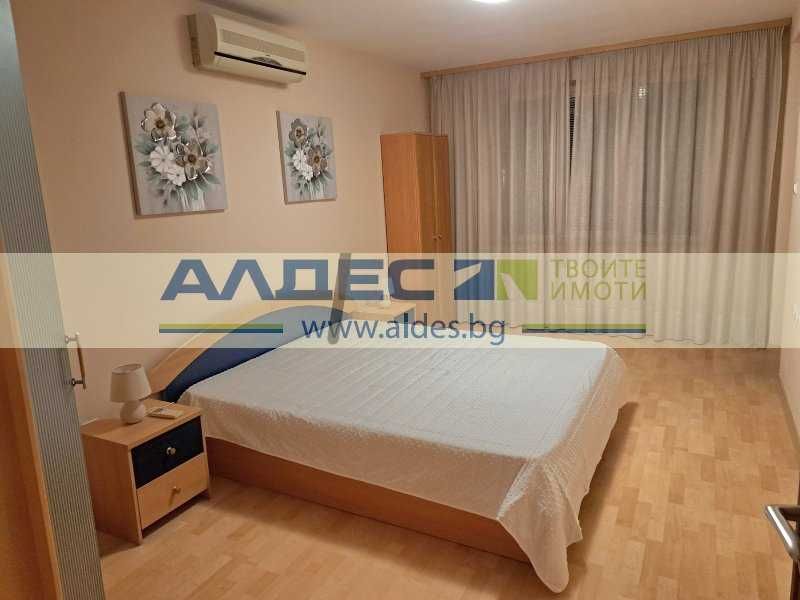 Дава се под наем Тристаен апартамент в София, Лозенец - 90 кв.м за 1000 € - Снимка #2