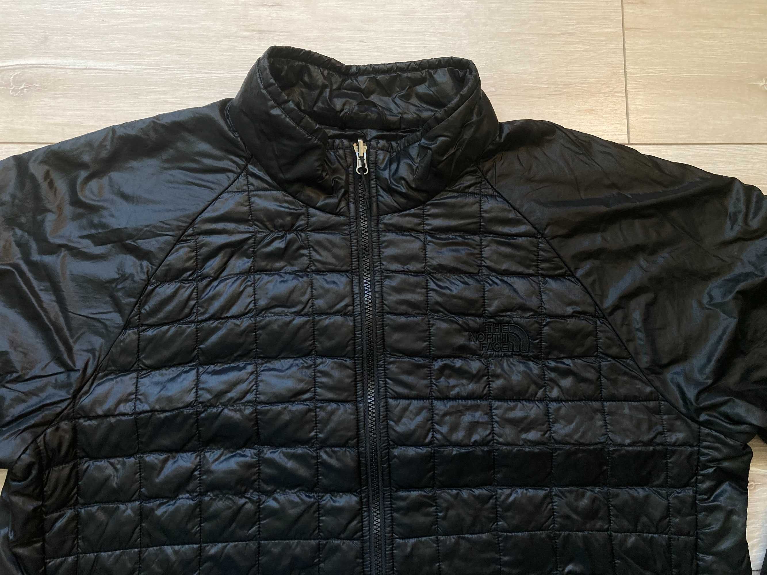 The North Face Thermoball есенно черно яке размер XL