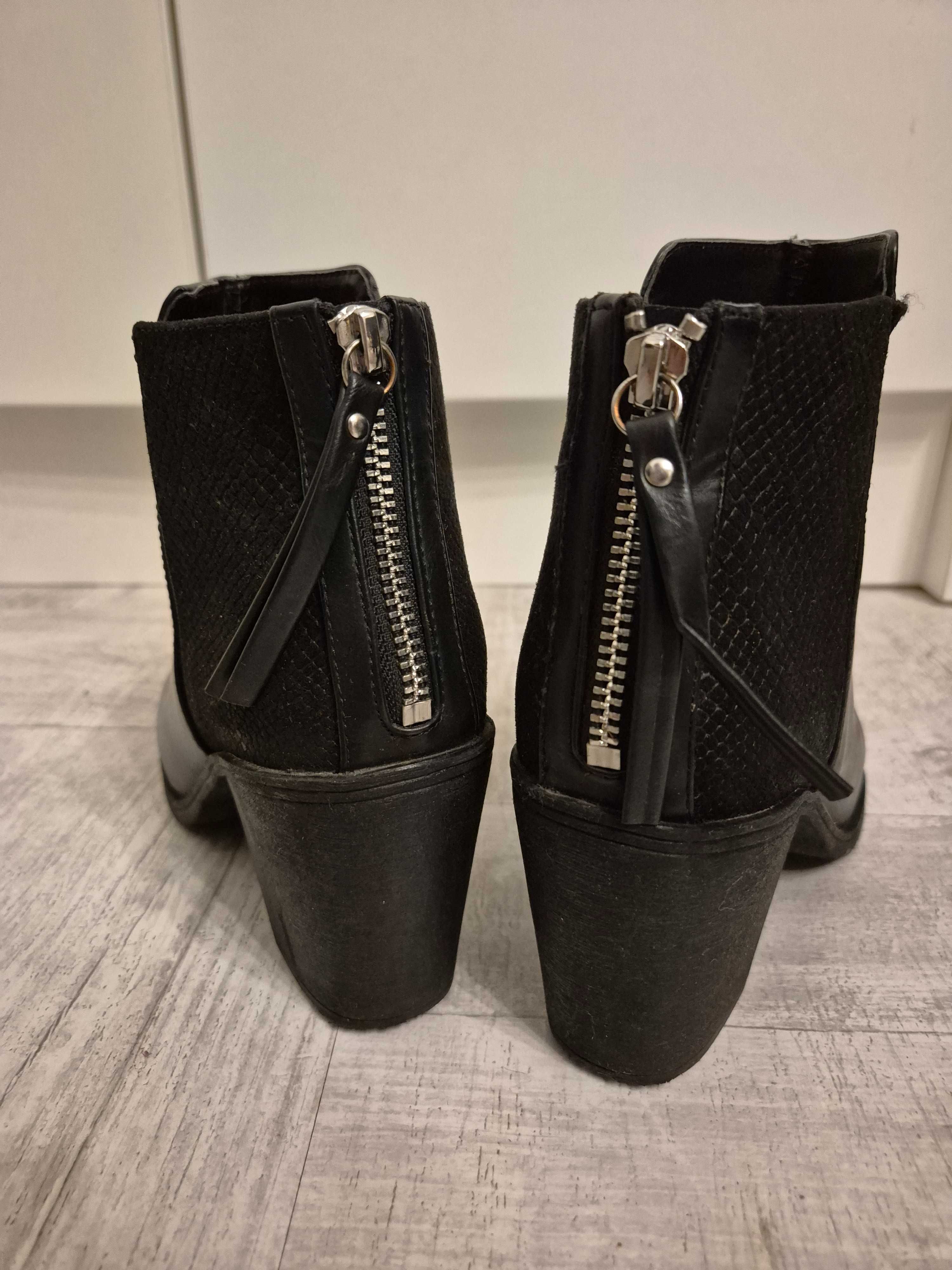 Botine/Pantofi dama H&M Divided nr. 39