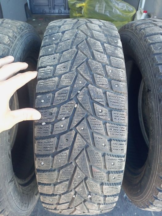 Шины зимние 225/60R17