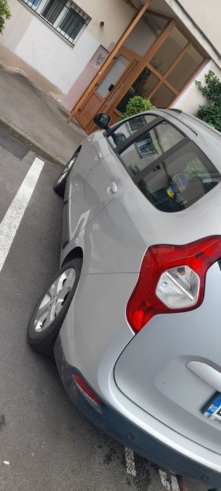 Dacia Lodgy  masina de familie fara investiti