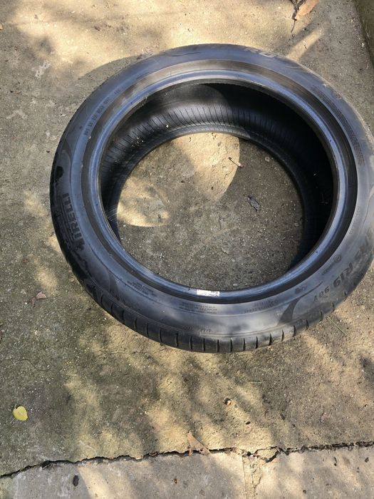 Anvelopă Pirelli 245/45 R19 102Y