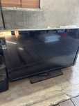 Продавам телевизор philips 40inch