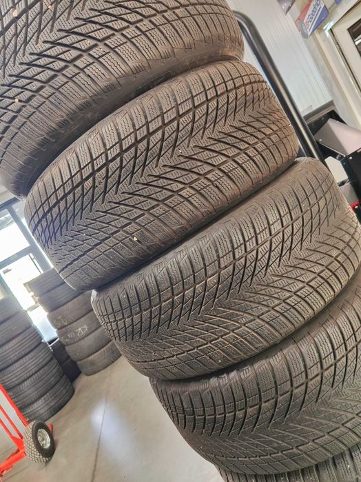 4бр.зимни гуми 245/45/18 Goodyear