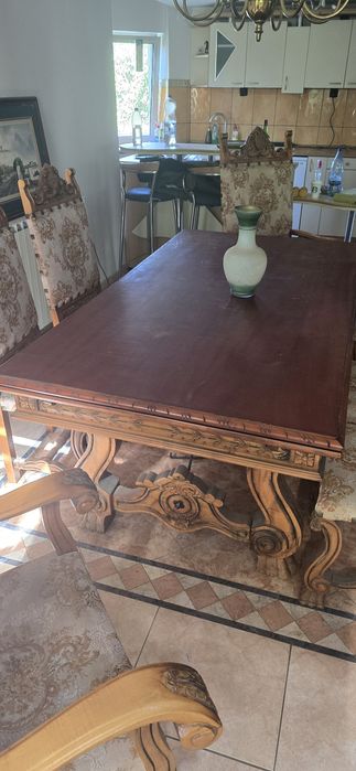 Masă si scaune Renașterea stejar