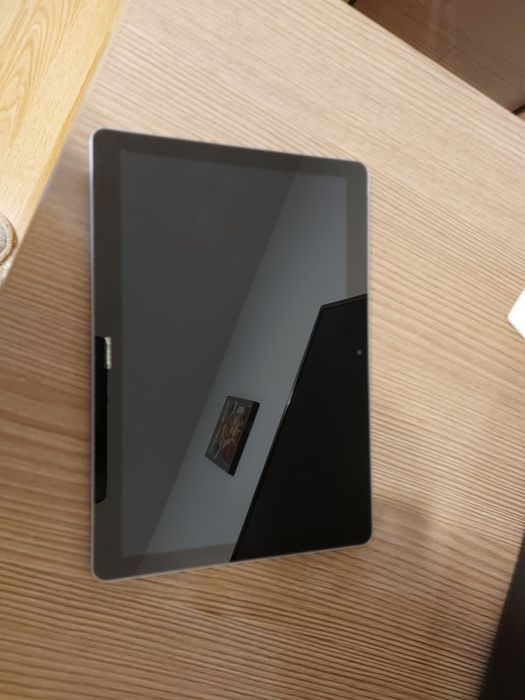 Vând Tableta Huawei MediaPad T3