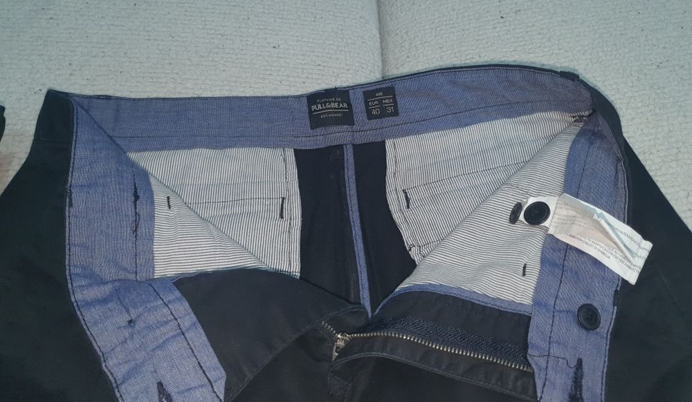 Pantaloni bărbați Pull&Bear