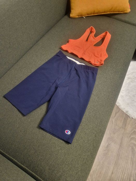 Дамски спортен екип