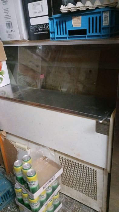 Продавам оборудване за магазин