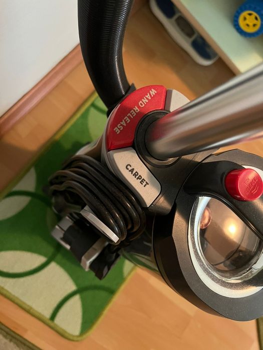 Aspirator hoover NOU