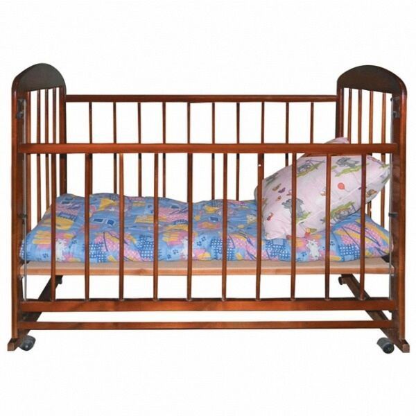 Продам детскую кроватку в хорошем состоянии. Есть к ней люлька качал