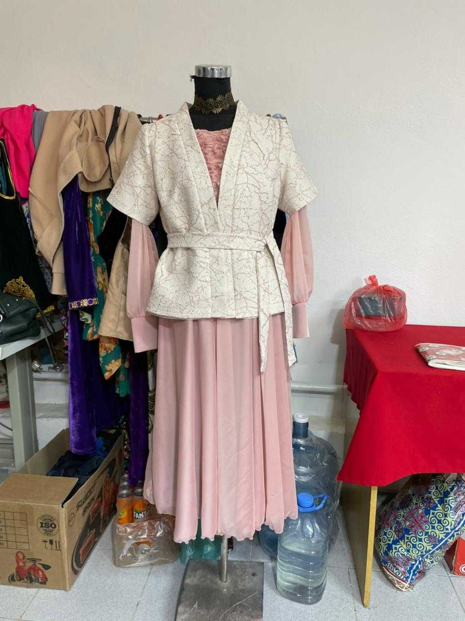 Очень красивое розовое свадебное платье в продаже