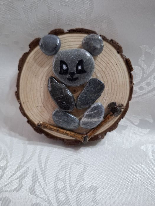 Картини и изделия изработени от морски камъчета