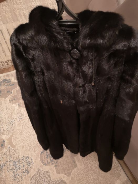 Продам норковую шубу