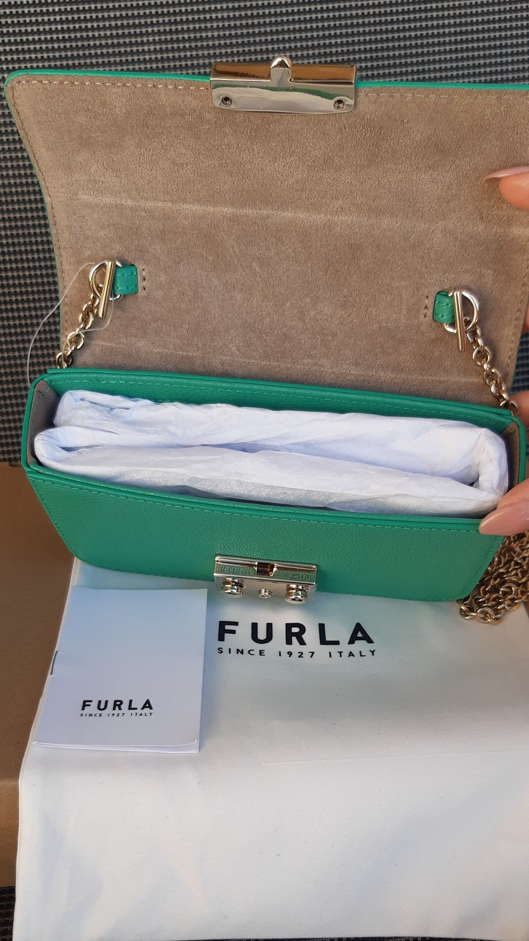 FURLA нови чанти/раници естествена кожа