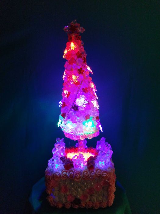 Ёлка для маленьких модниц