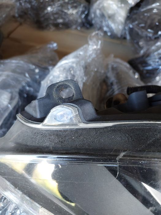 Far FORD FOCUS 3 III stanga european