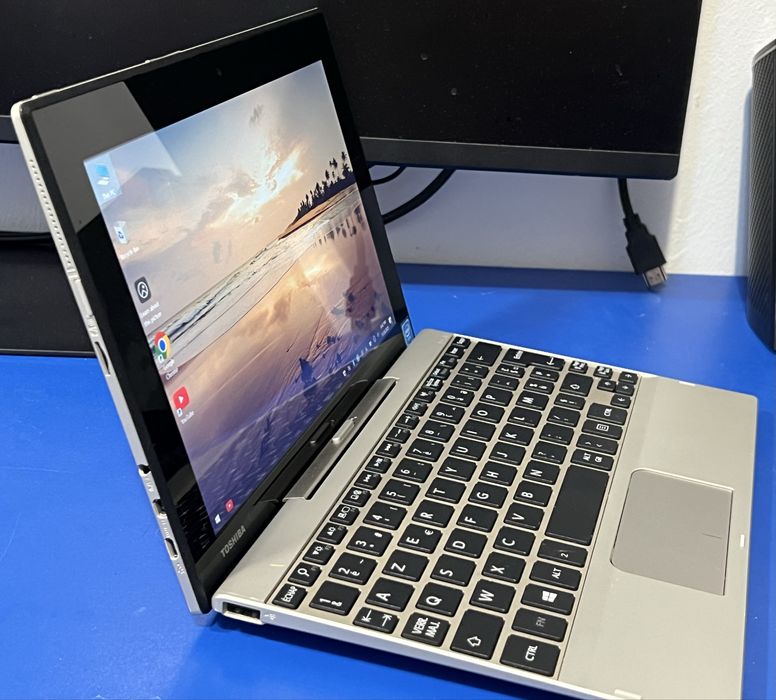 Vand Laptop/Tableta Toshiba