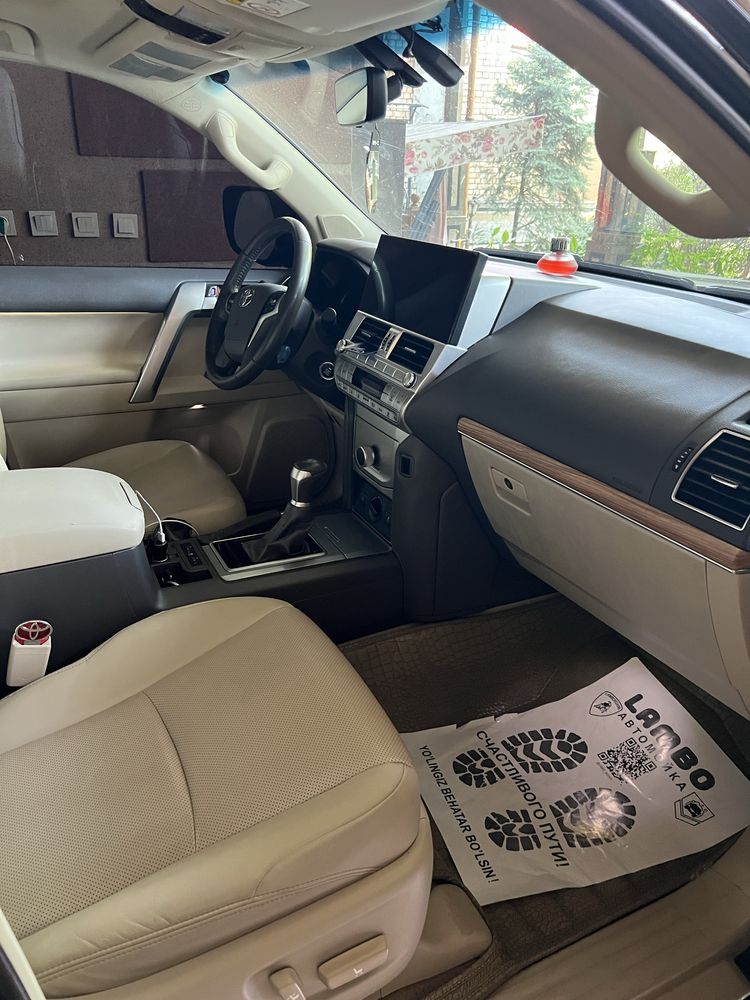 Toyota Land Cruiser Prado 150 70th
