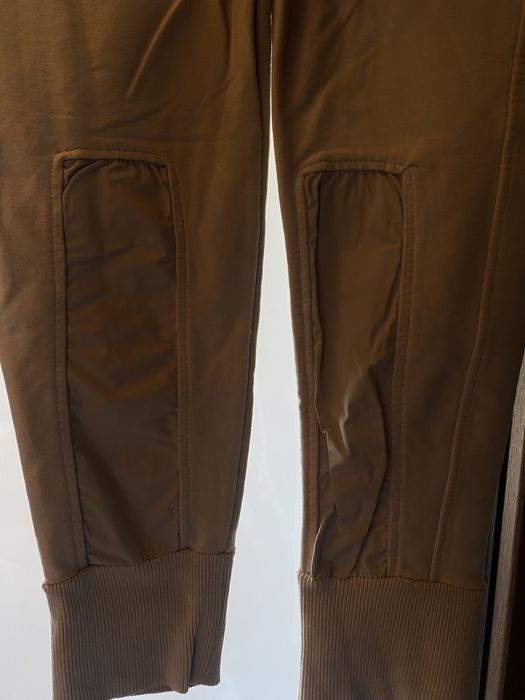 Vând pantaloni vagabond
