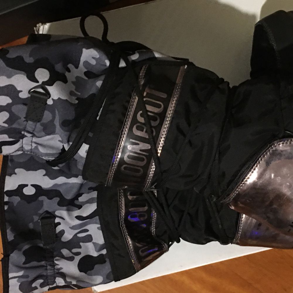 Moon Boot чисто нови