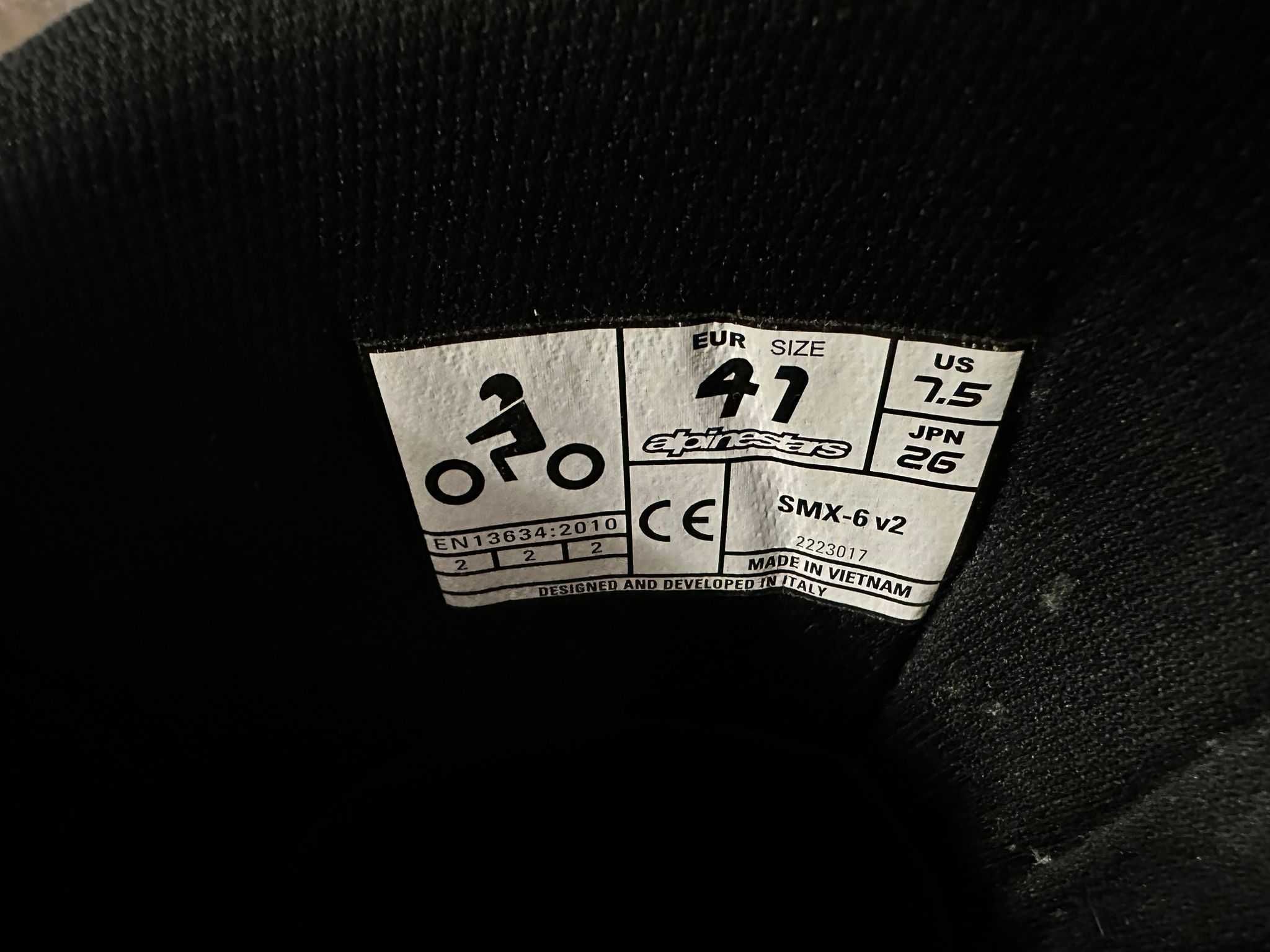 Ботуши ALPINESTARS SMX-6 V2 black