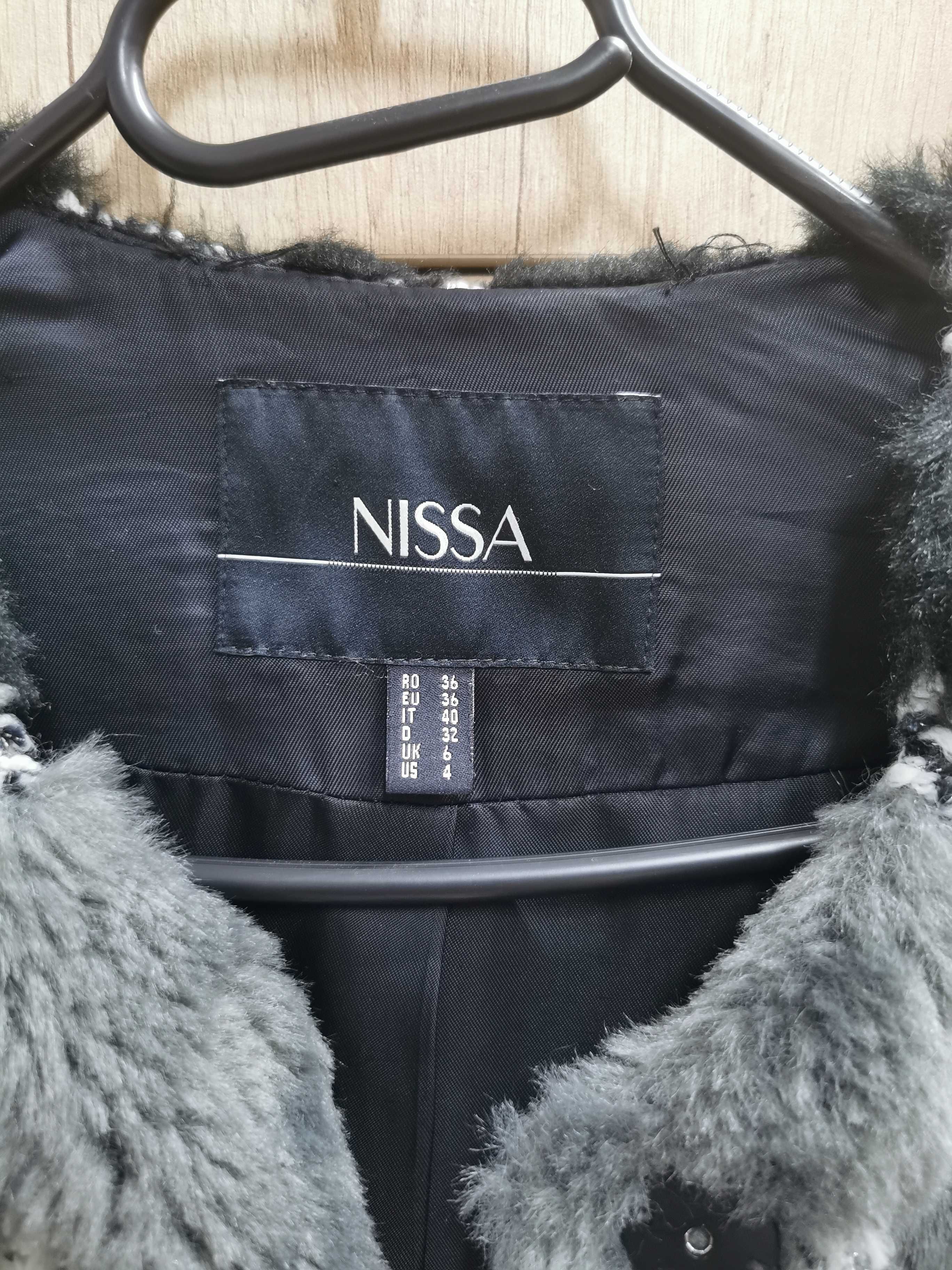 Haină din blană artificială marca Nissa, mărime 36