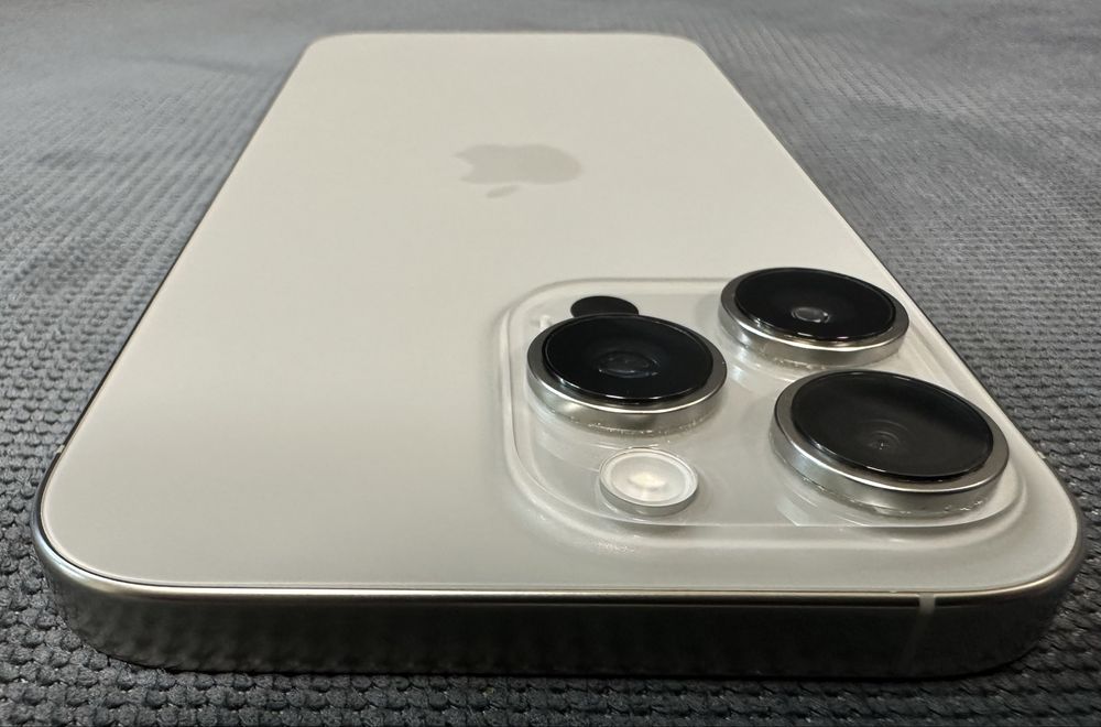 iPhone 16 Pro Max (512GB)