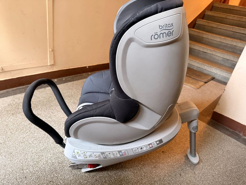 Детско столче за кола Britax Römer Dualfix 0-18