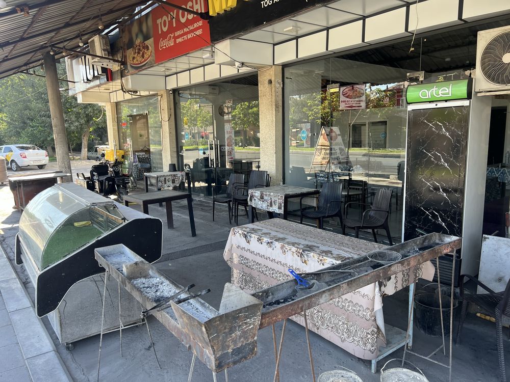 Kafe arendaga beriladi kuniga osh shashlik yaxshi ketadi
