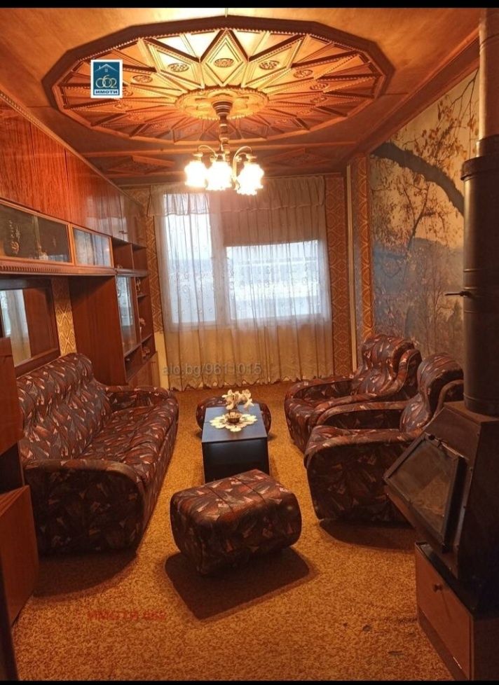 Продава се Тристаен апартамент в Велико Търново, Център - 100 кв.м за 1140 €/кв.м - Снимка #3