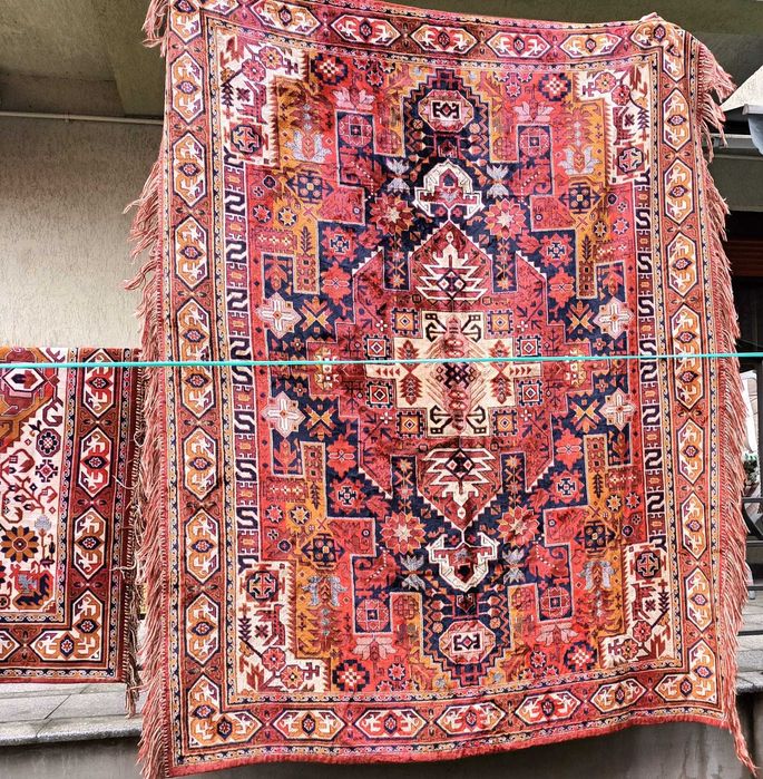 Foarte avantajos 2 carpete plusate mari