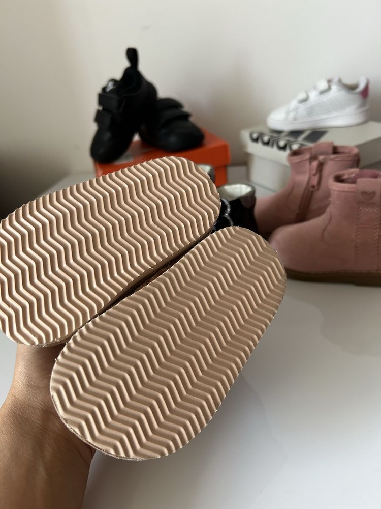 Бебешки боти H&M