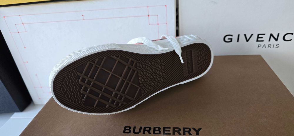 Women's BURBERRY Check-Print Nr 36 NOI in CUTIE